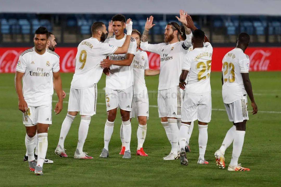 图片报：一些拜仁球星认为帕利尼亚不足以胜任拜仁的要求