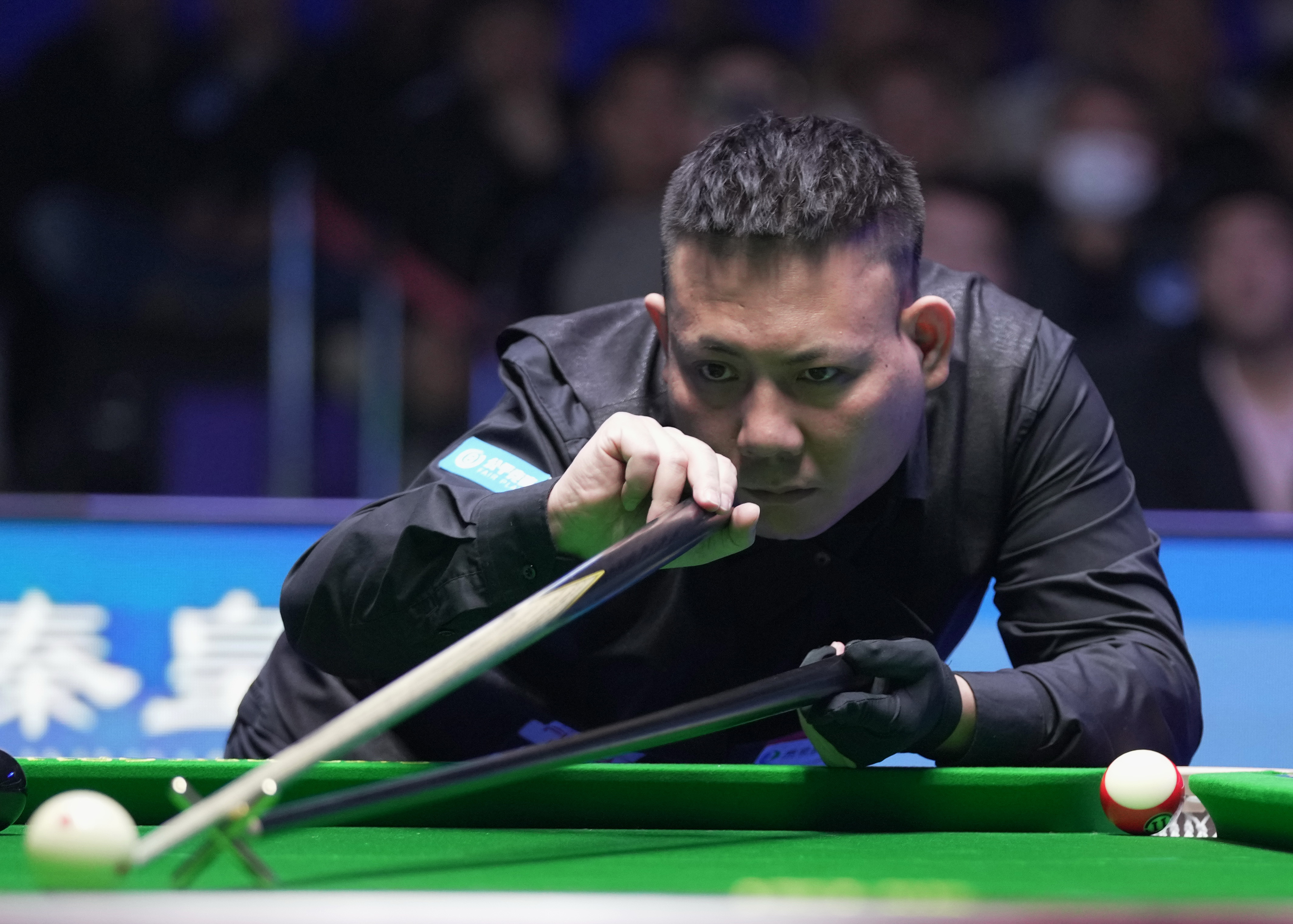 进攻难以施 进攻难以施